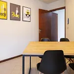 Apto com varanda 400m do mar B Camboriú RFT505