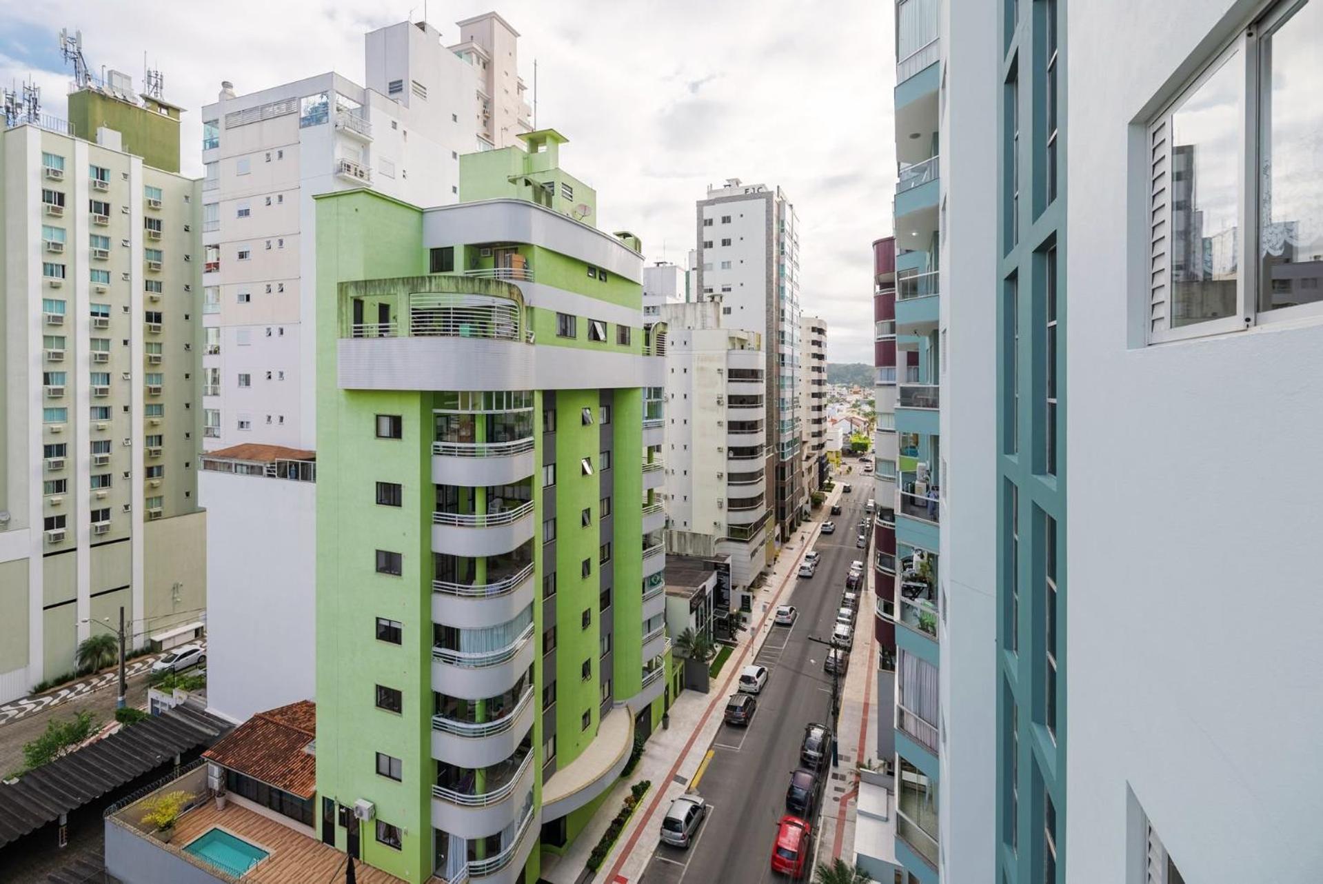 Apto Com Varanda 400m Do Mar B Camboriu Rft505